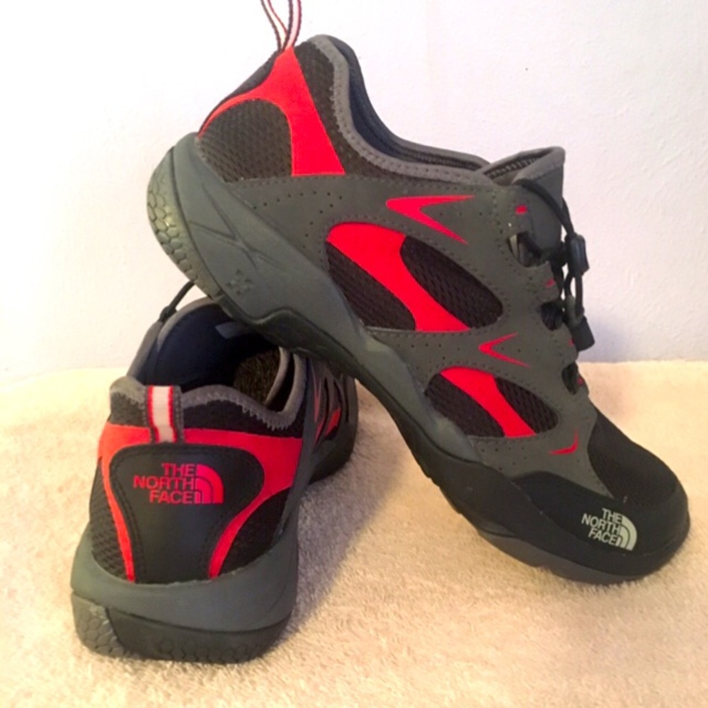 The North Face men’s shoes , 8.5 in black,grey and red color